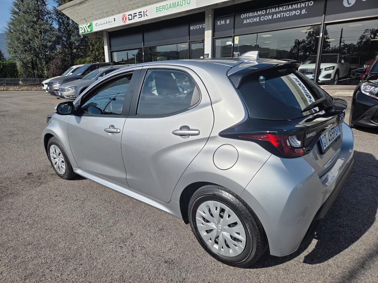 Toyota Yaris 1.5 Hybrid 5 porte Active *full-hybrid* neopatentati* NO VINCOLI FINANZIARI--