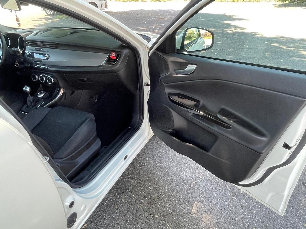 Alfa Romeo Giulietta 2.0 JTDm-2 140 CV Exclusive