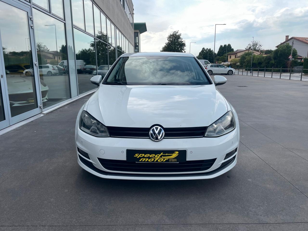 Volkswagen Golf 1.6 TDI 5p. Trendline BlueMotion Technology