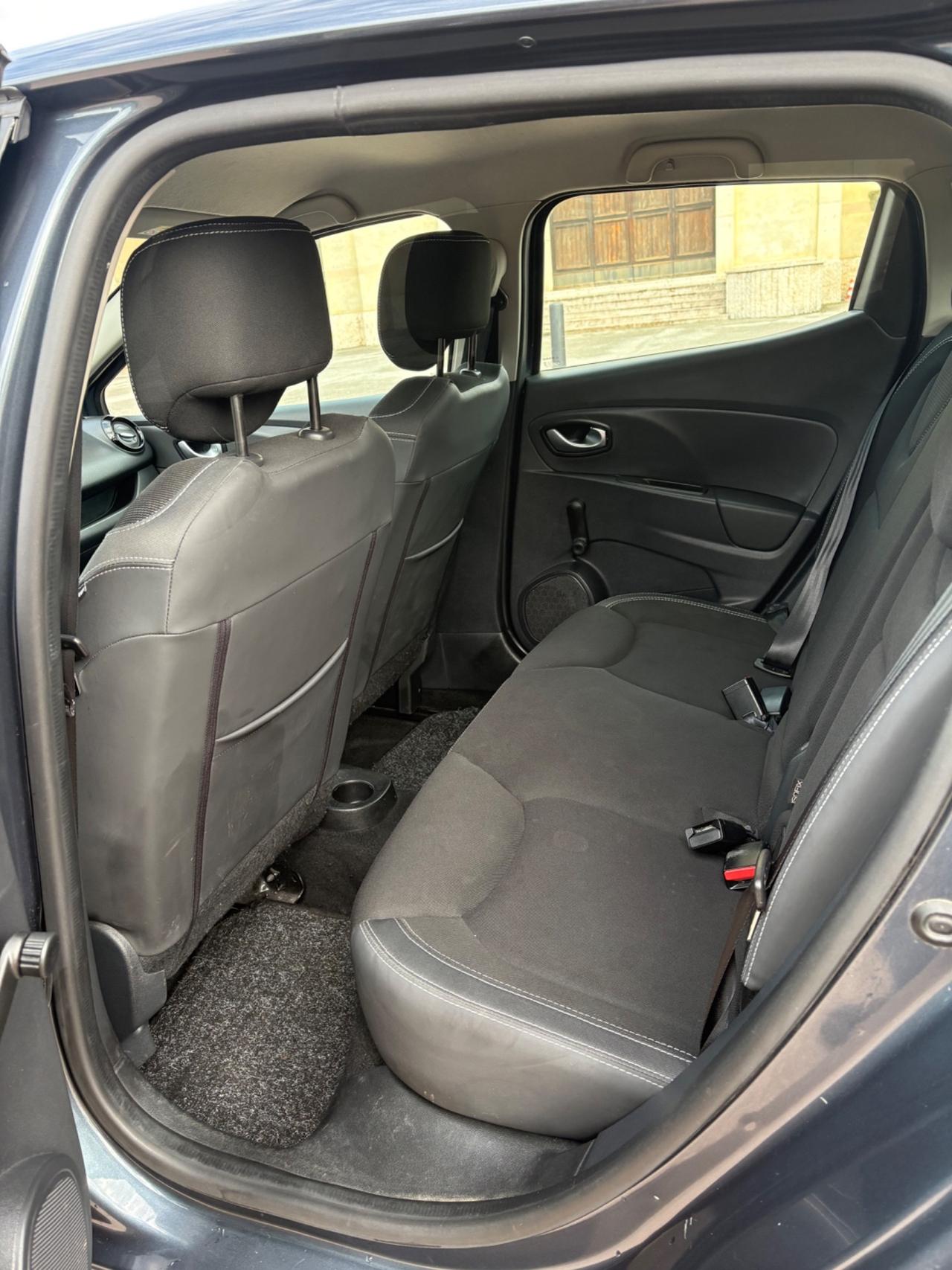 Renault Clio .900..benzina/ GPL anno 2018 km 130