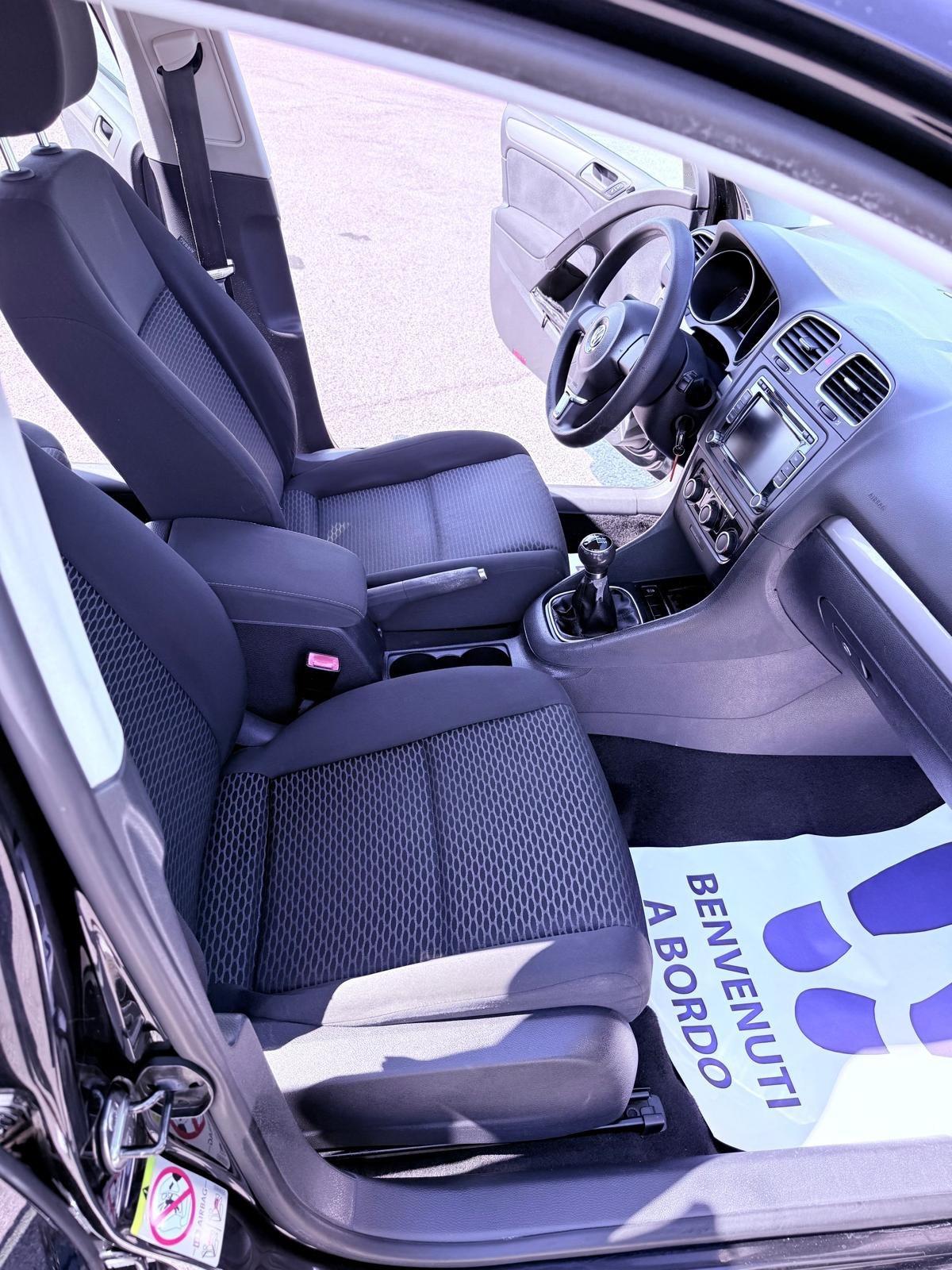 Volkswagen Golf 1.6 TDI DPF 5p. Comfortline Ok neopatentati