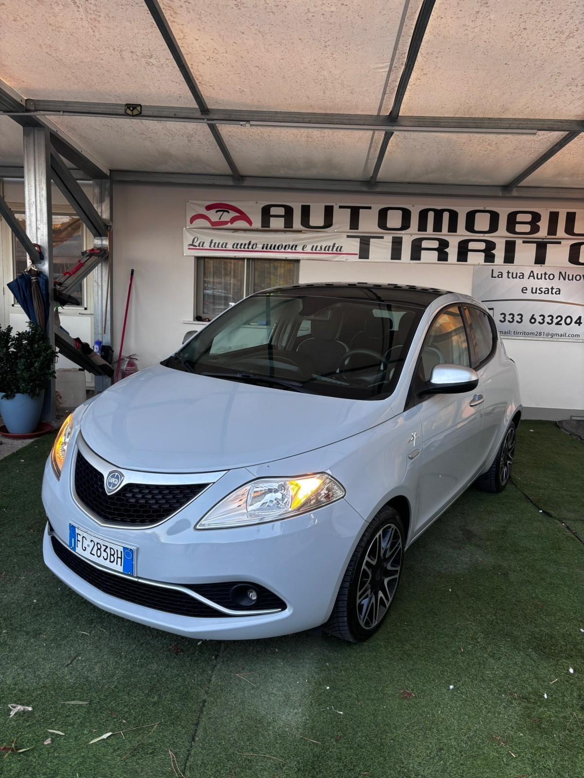Lancia Ypsilon 1.3 MJT 16V 95 CV 5 porte S&S Platinum. Vettura Per Commercianti