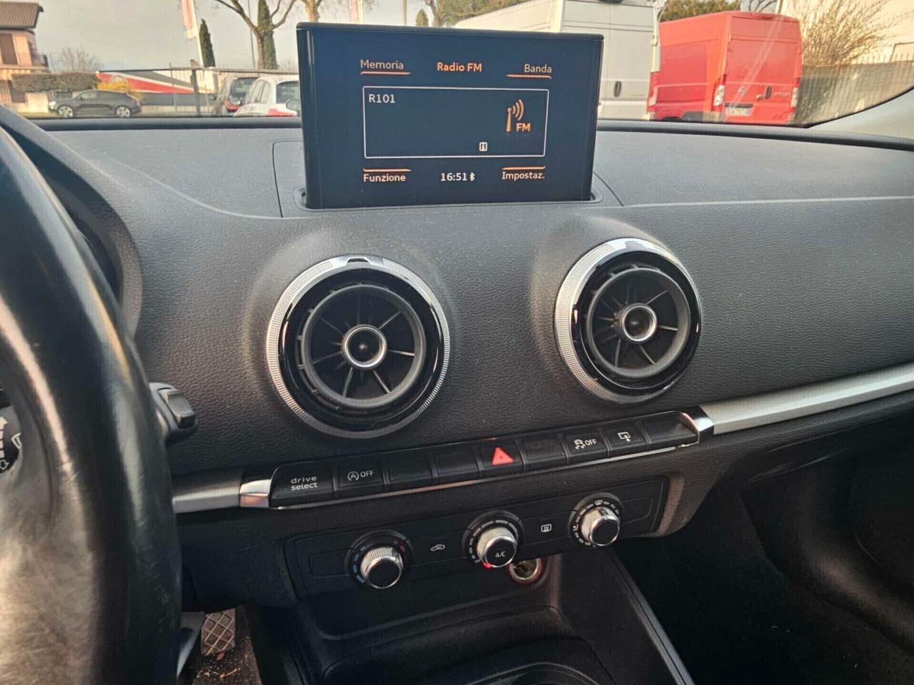 Audi A3 SPB 1.6 TDI clean diesel S tronic Ambition