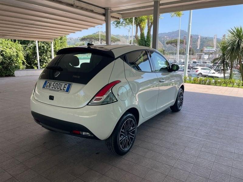 Lancia Ypsilon 1.0 FireFly 70cv Hybrid Gold