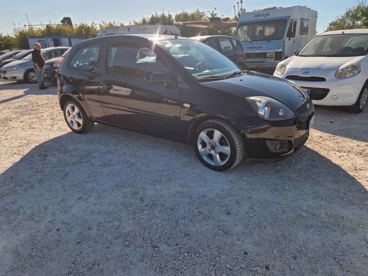 Ford Fiesta 1.4 TDCi 3p. Ghia