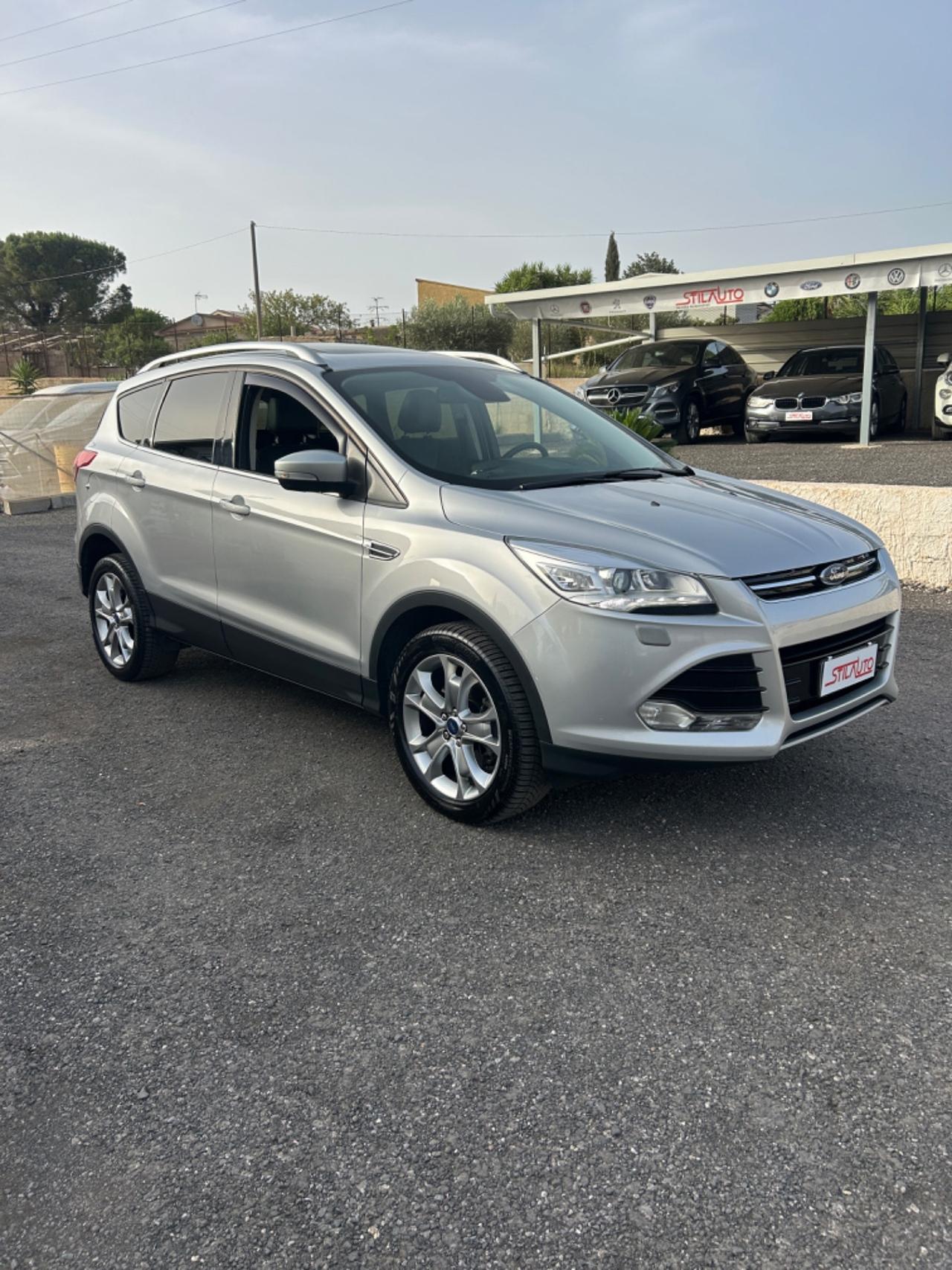 Ford Kuga 2.0 TDCI 150 CV S&S 4WD Titanium