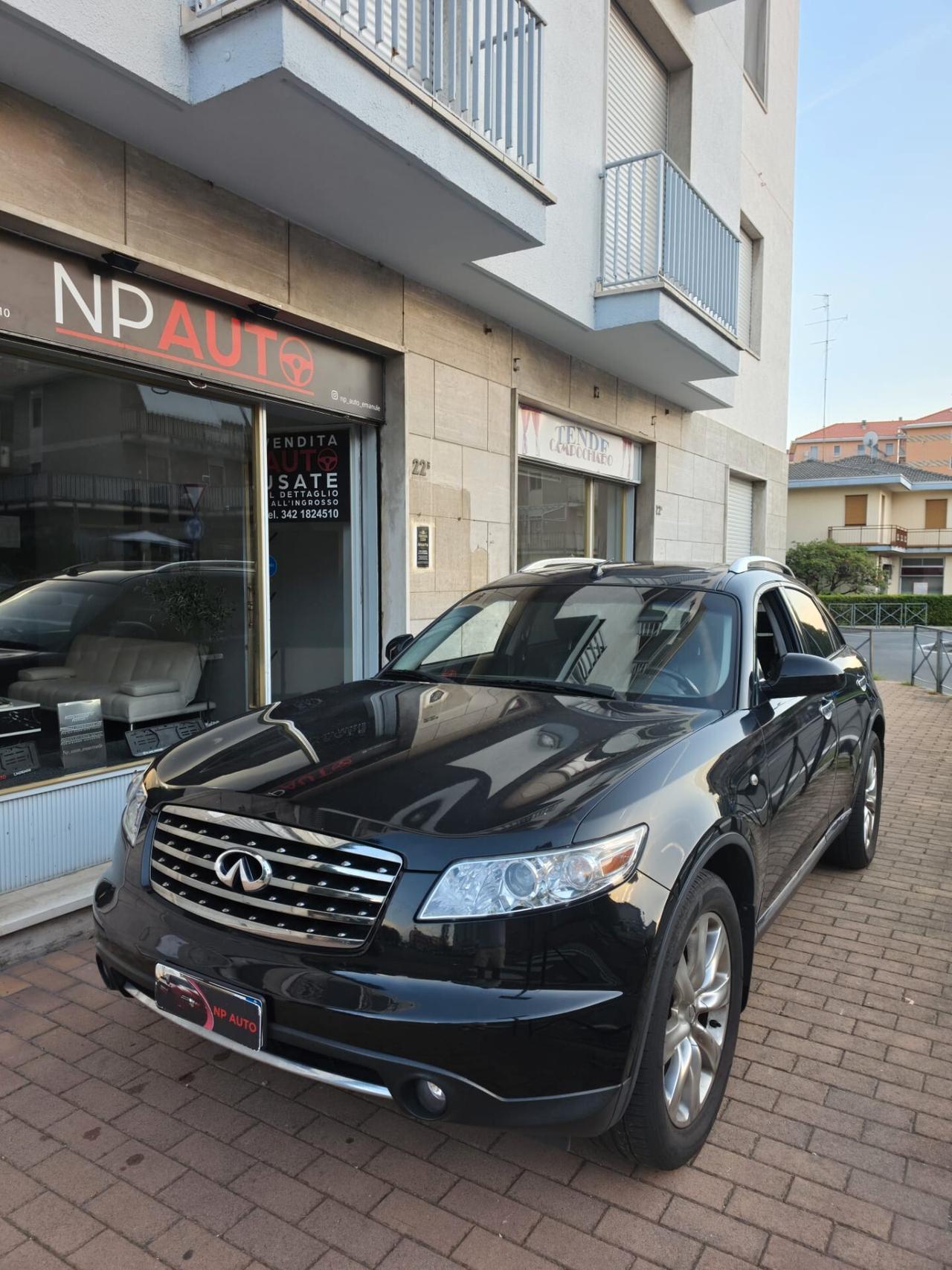 Infiniti FX 35