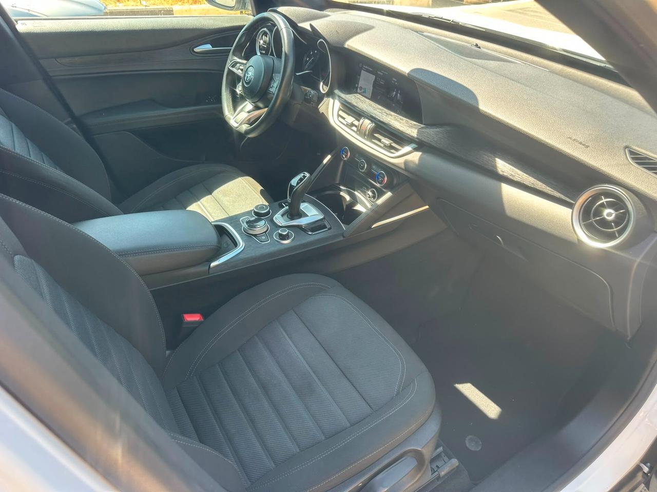 Alfa Romeo Stelvio 2.2 Turbodiesel 190 CV AT8 Q4 Business