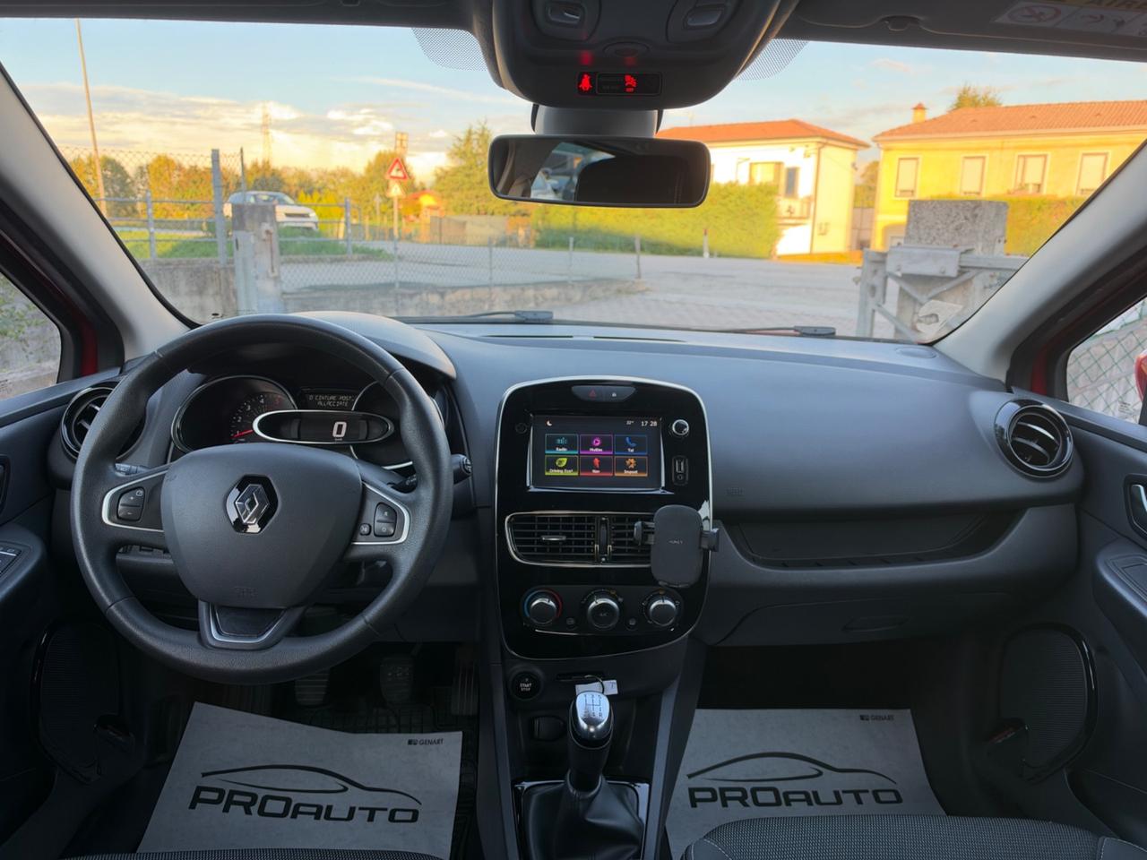 Renault Clio dCi 8V 75 CV Start&Stop 5 porte Energy Intens