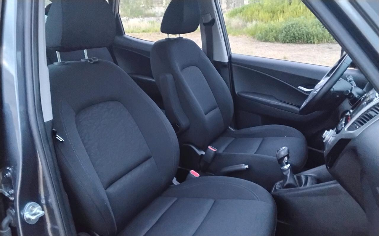 Hyundai i20 1.2 84 CV 5 porte Econext Comfort