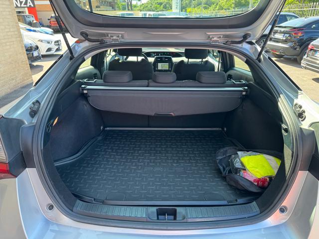 TOYOTA Prius 1.8 Active