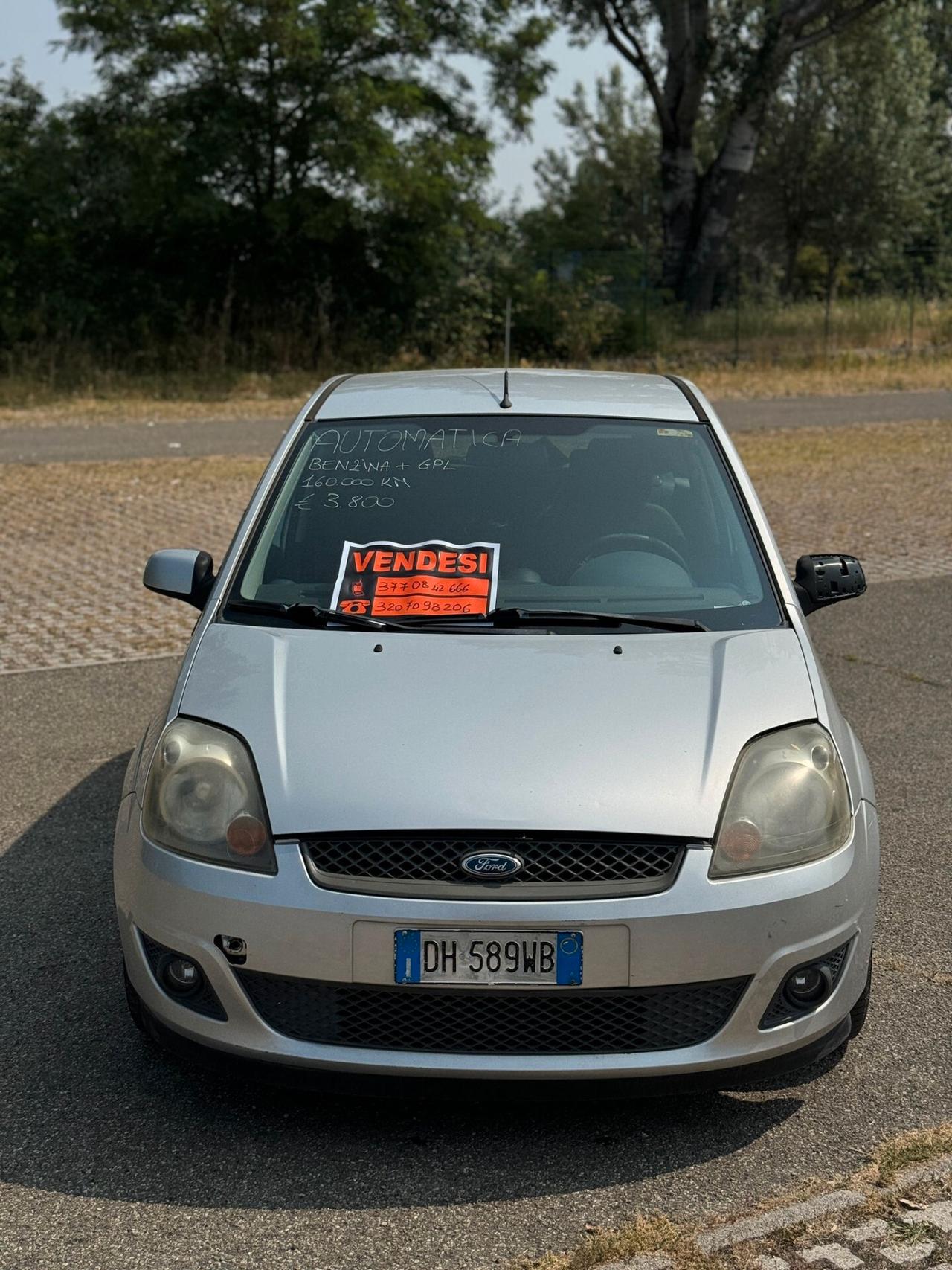 Ford Fiesta 1.4 16V aut. 5p. Ghia