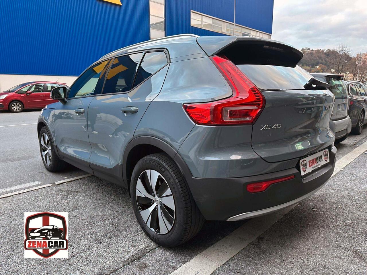 Volvo XC40 T5 Twin Engine Geartronic Hybrid Plug in R-design Tetto Apribile