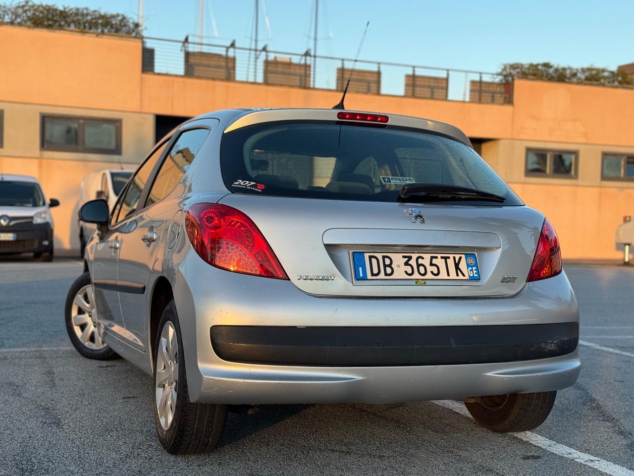 PEUGEOT 207 1.4 HDI NEO PATENTATI 1 PRO 12 MESI DI GARANZIA