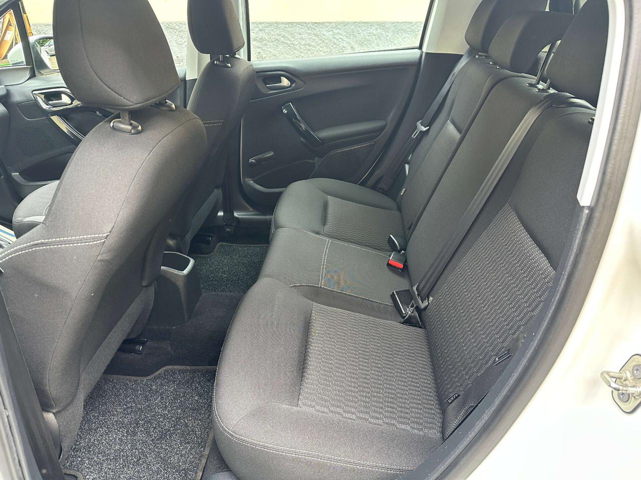 Peugeot 208 1.2 PureTech 82 5 porte Allure