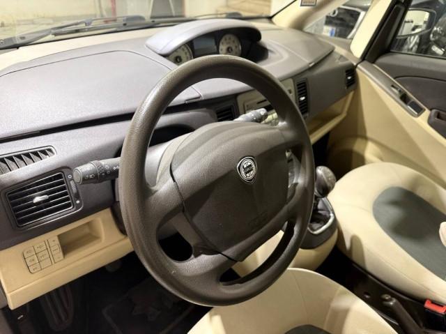 Lancia Musa 1.4 16v Platino Plus