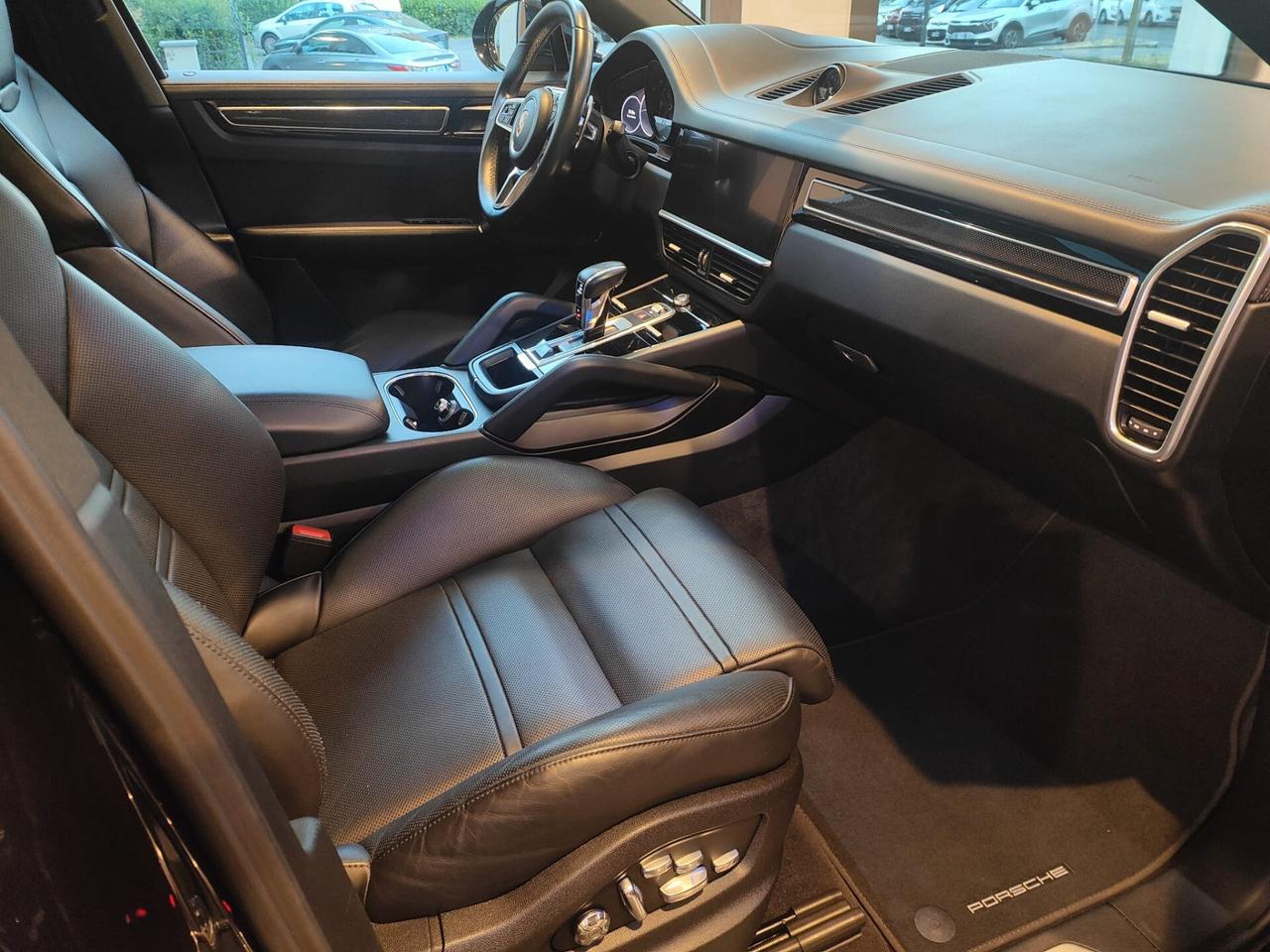 Porsche Cayenne Coupé 3.0 V6 S 440cv