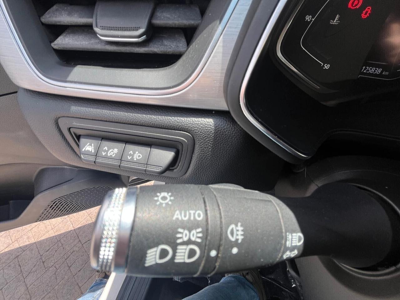 Renault Captur Blue dCi 115 CV EDC INTENSE BI COLOR