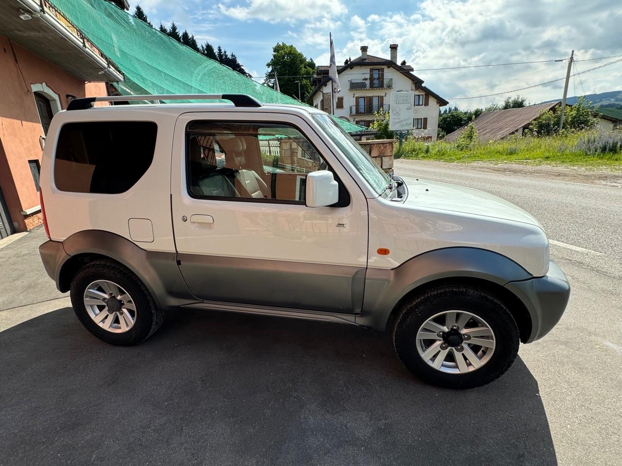 Suzuki Jimny 1.3i 16V cat 4WD Special