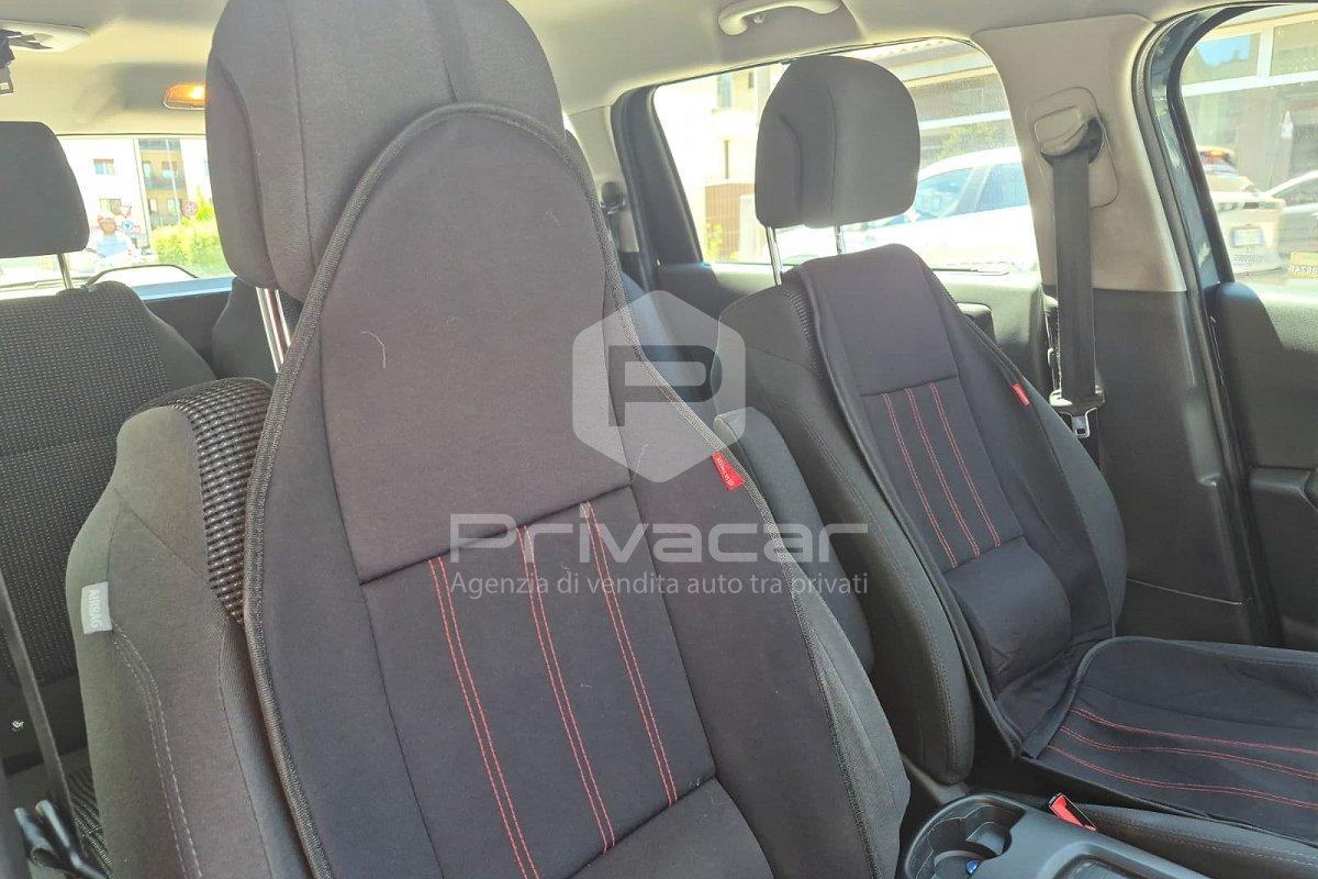 PEUGEOT 5008 1.6 HDi 115CV Active