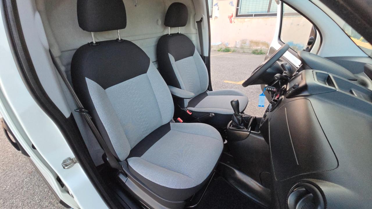 Fiat Fiorino 1.3 MJT 95CV Cargo SX