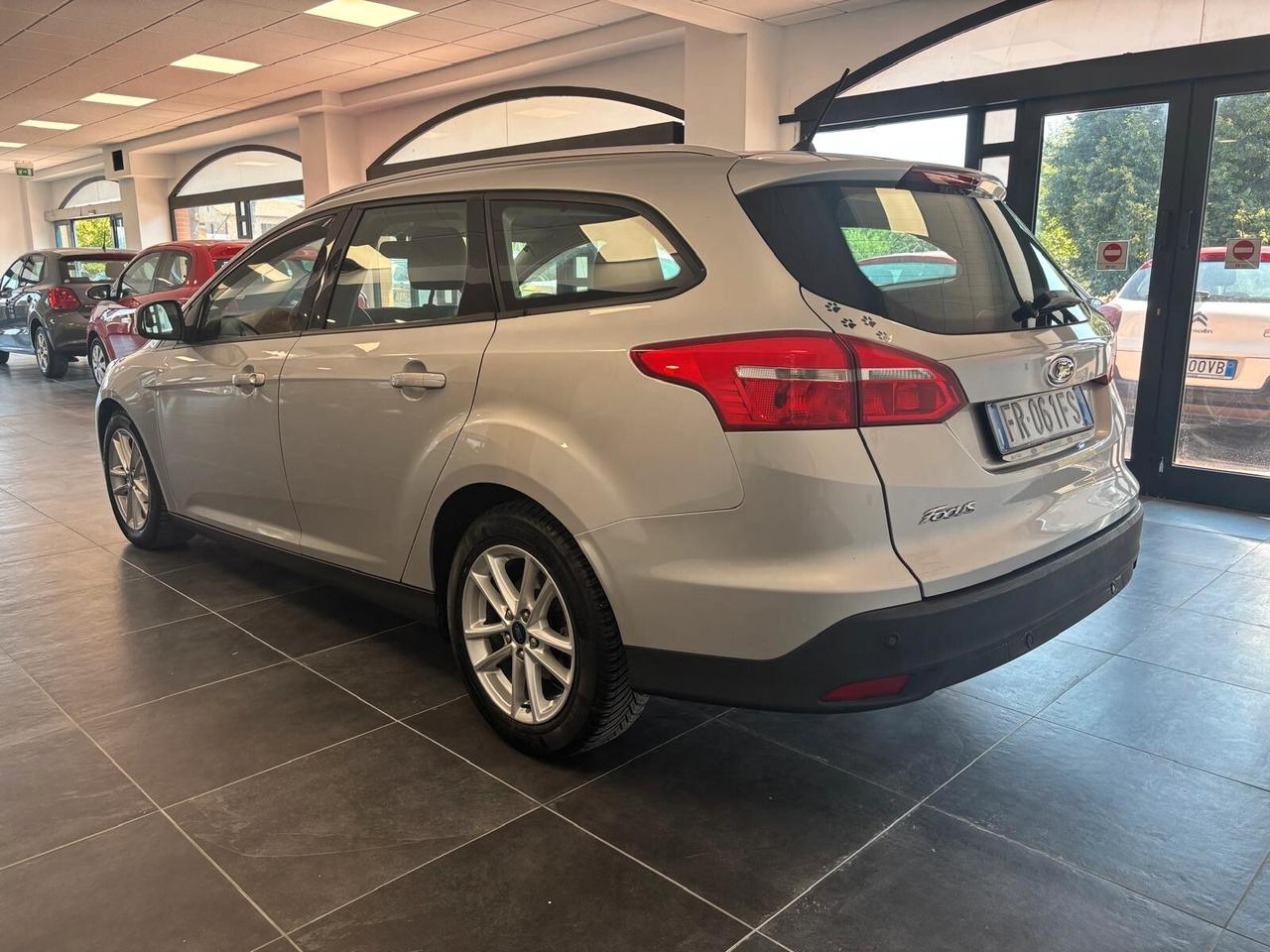 FORD FOCUS ANNO 2018 DS 1.5 ADATTA NEOPATENTATI KM 121 mila