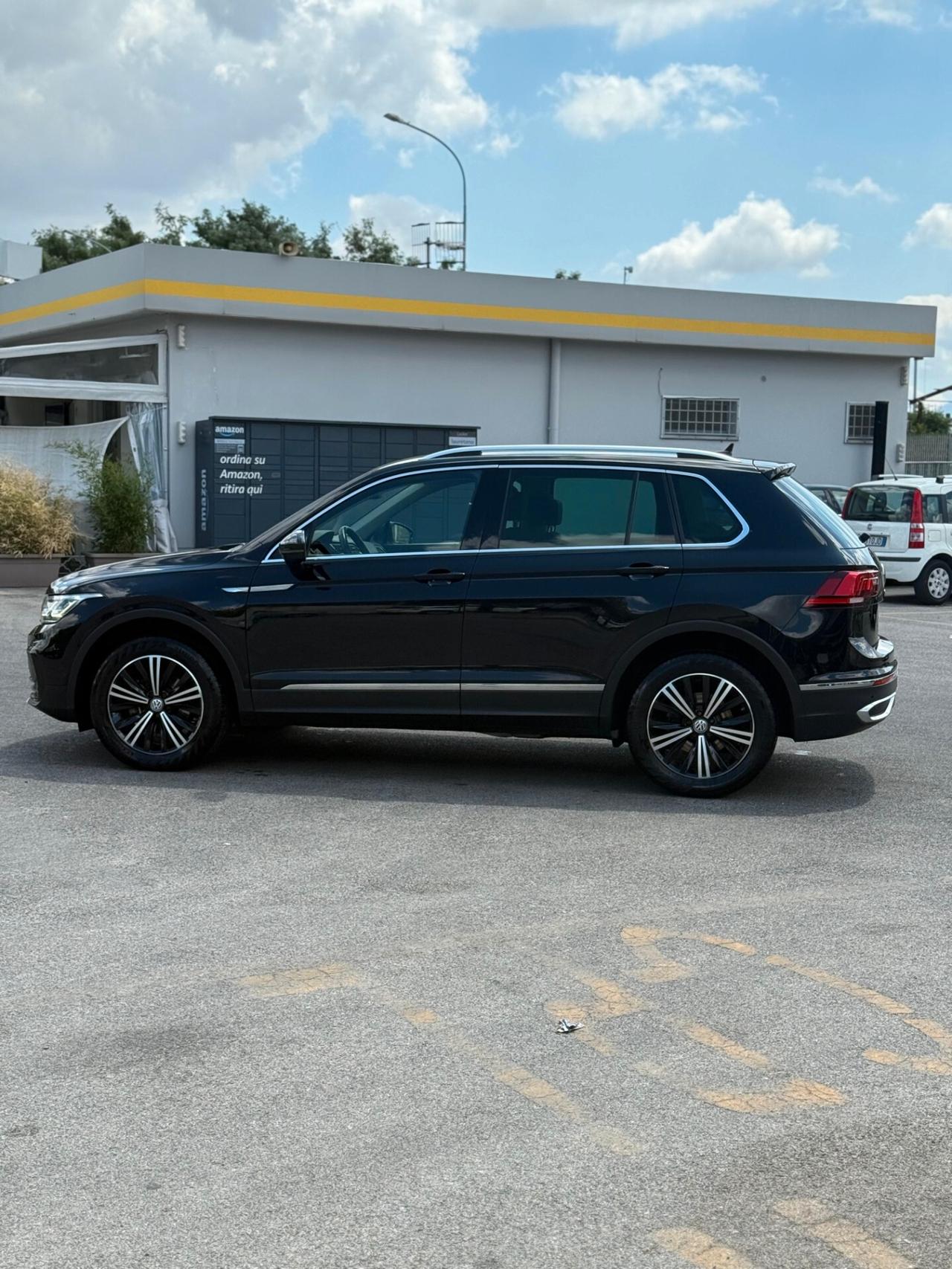 Volkswagen Tiguan 2.0 TDI 150 CV SCR DSG 4MOTION R-Line TRAINO