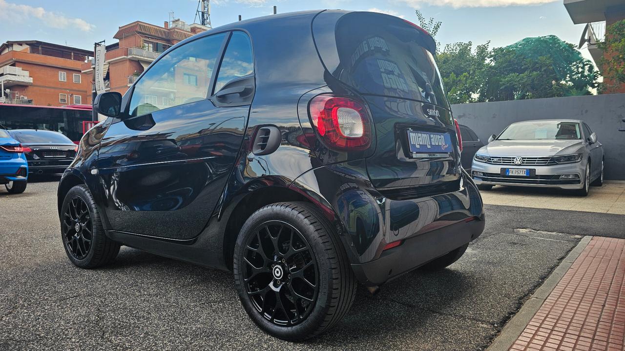 Smart ForTwo 70 1.0 twinamic Passion TAGL UFF NAV LED CERCHI 16'