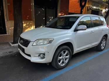 Toyota RAV 4 RAV4 Crossover 2.2 D-4D 150 CV DPF Exclusive