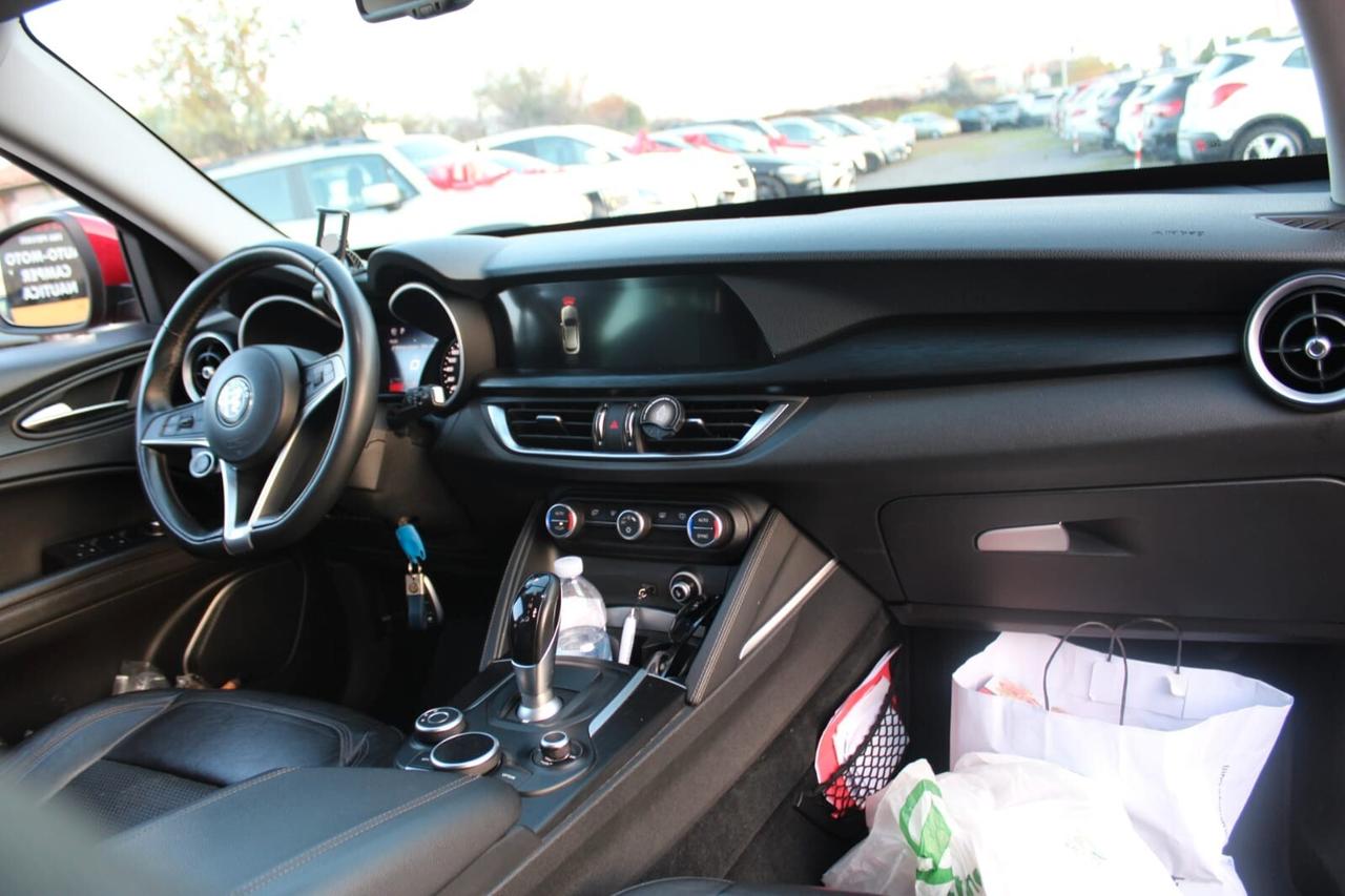Alfa Romeo Stelvio Tua A SOLI 292€ al mese Anticipo Zero