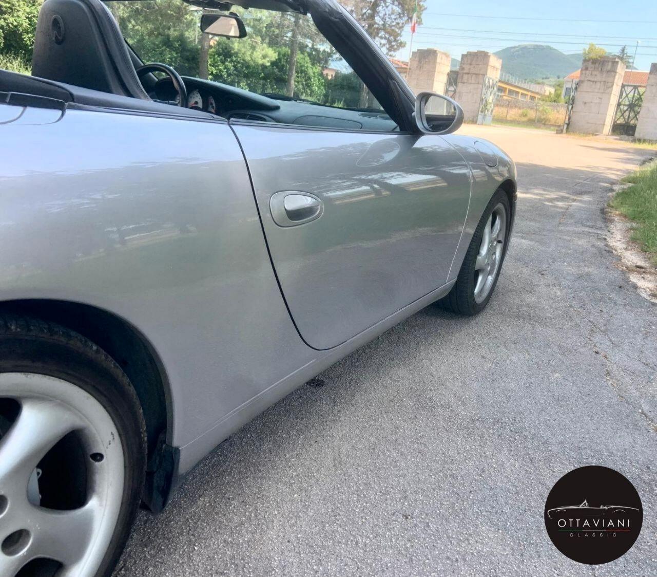 Porsche 911 996 Carrera 4