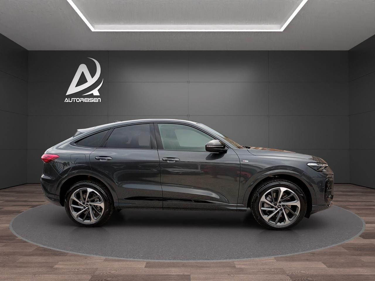 Audi Q5 TFSI 2000 MHEV+ BLACK-LINE QUATTRO 204CV S-TRONIC KM 0
