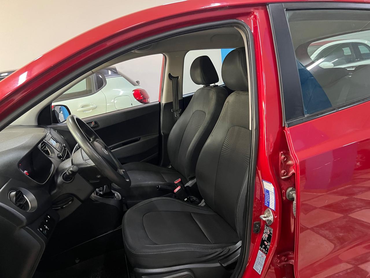 Hyundai i10 GPL CASA MADRE