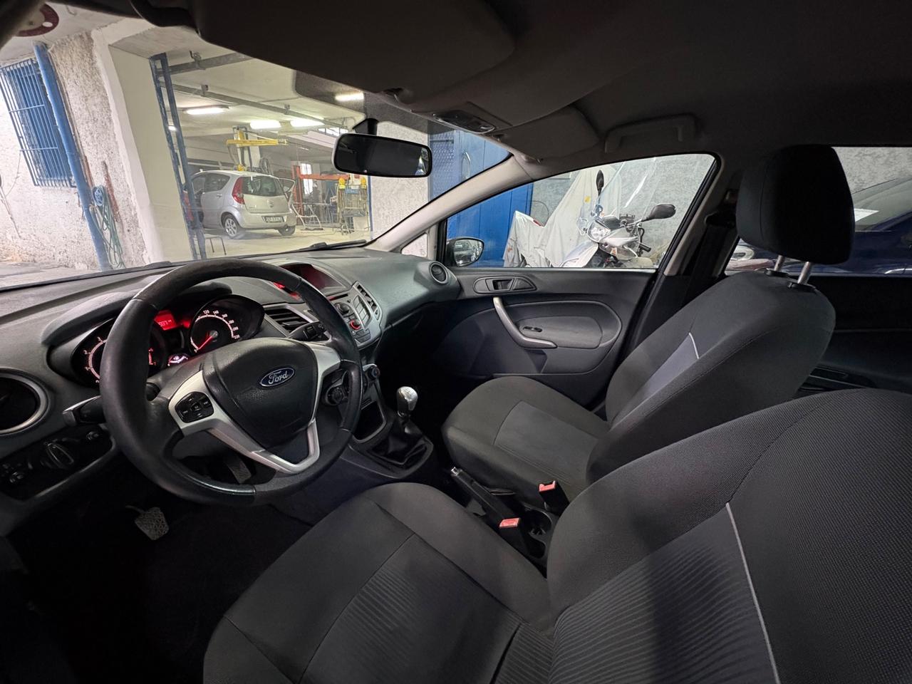 Ford Fiesta 1.2 benzina 5 porte