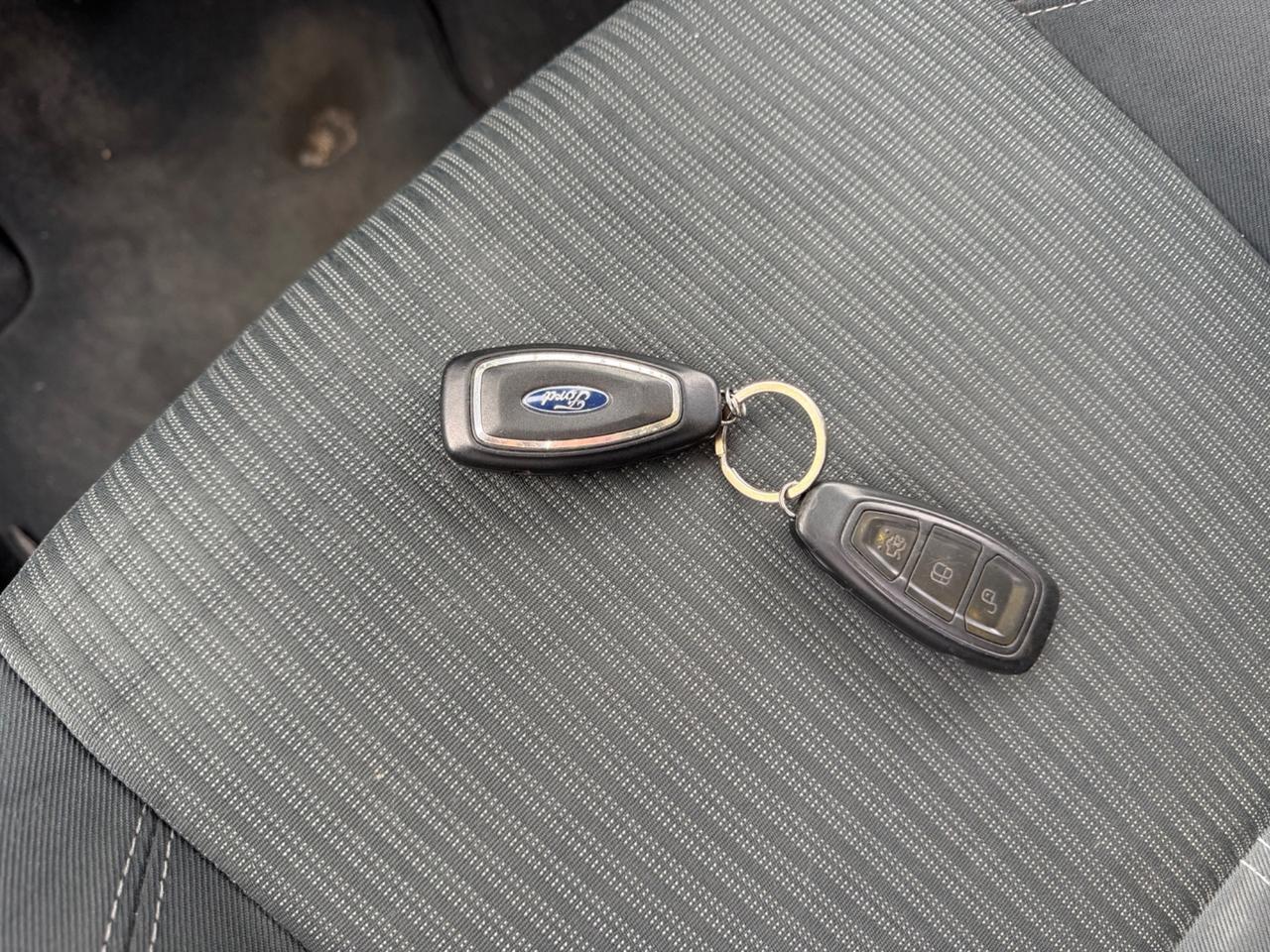 Ford C-Max 1.6 TDCi 115CV Titanium