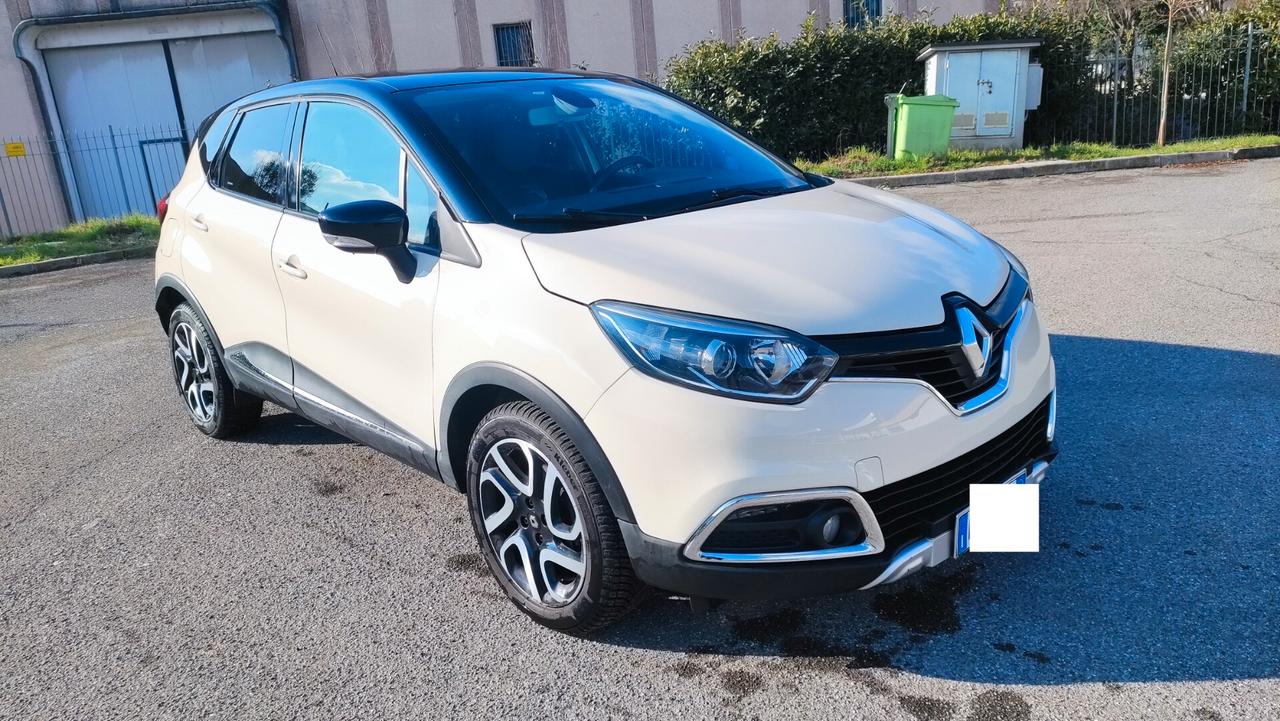 Renault Captur 1.5 dCi 8V 90 CV 66KW NEOPATENTATI - 2015
