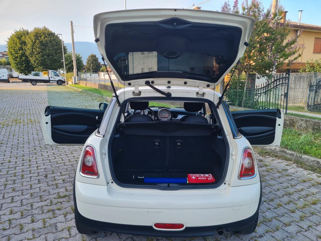 Mini One 1.4i 16V Ray OK NEOPATENTATI