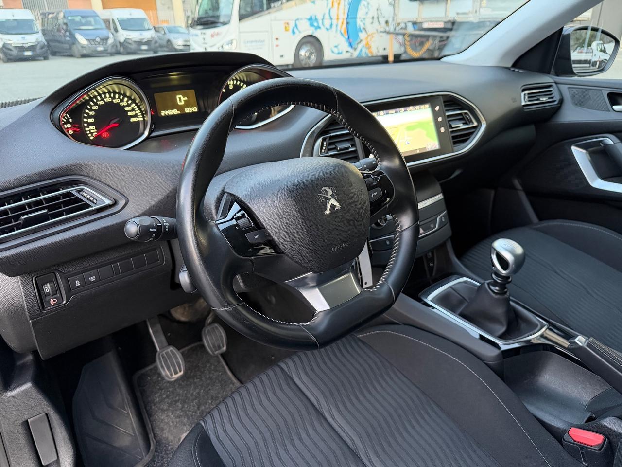 Peugeot 308 BlueHDi 120 CV / EURO 6