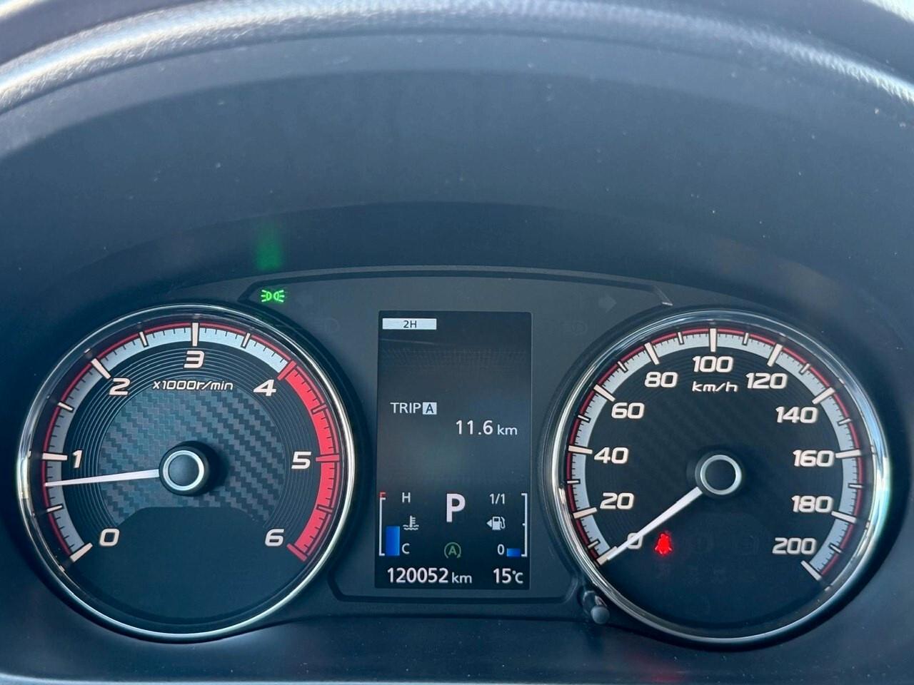 Mitsubishi L200 2.3 D Double Cab 4x4 Super Select P2 Intouch Intense