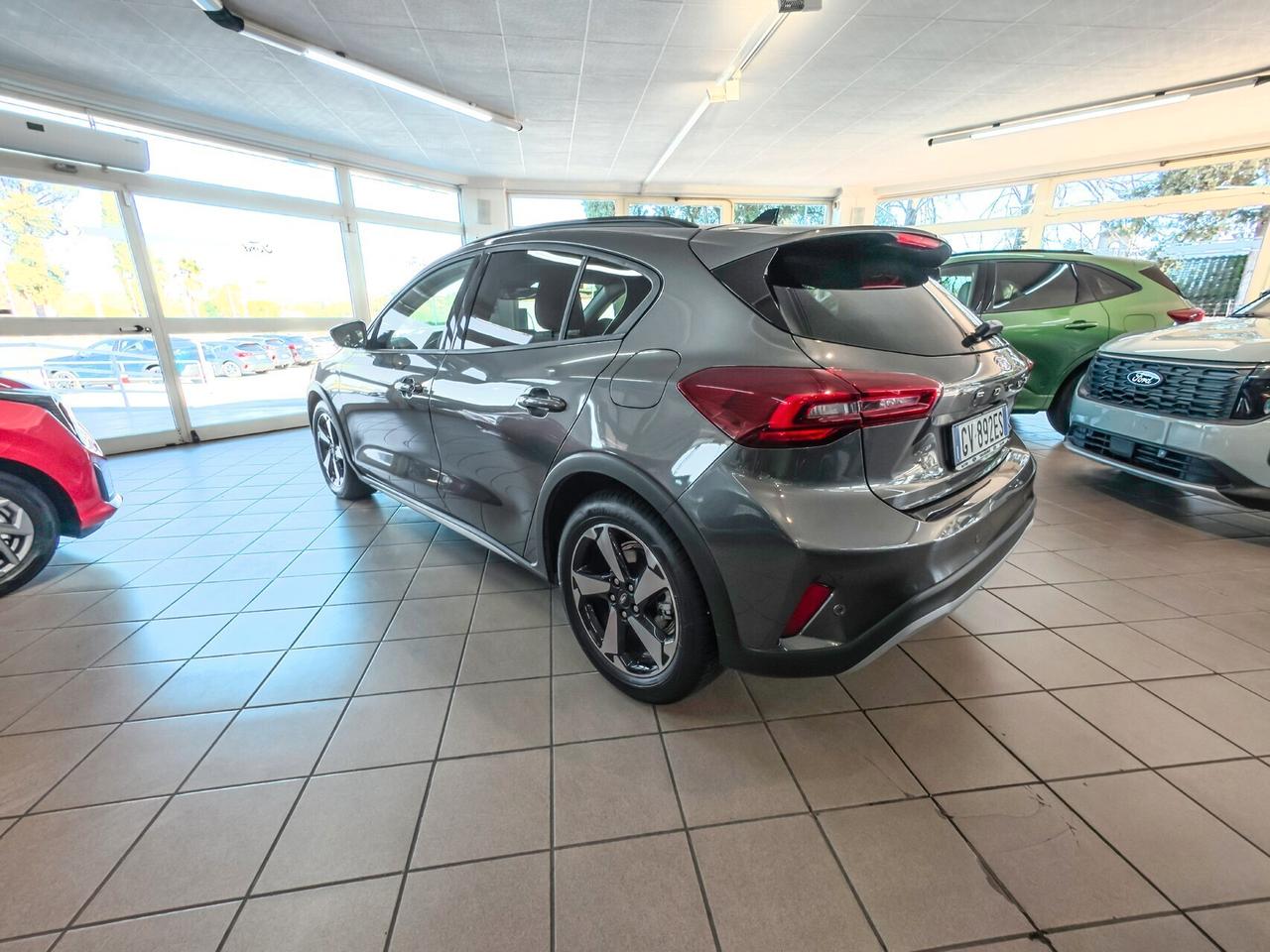 Ford Focus 1.0 EcoBoost Hybrid 125 CV 5p. Active X KM 5600 Garanzia estendibile fino a 2031