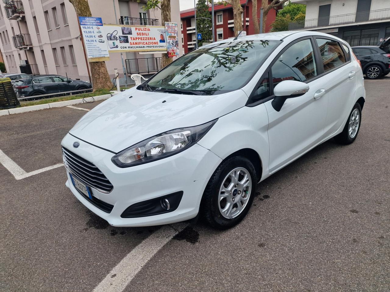 Ford Fiesta 1.4 3p. Bz.- GPL Titanium