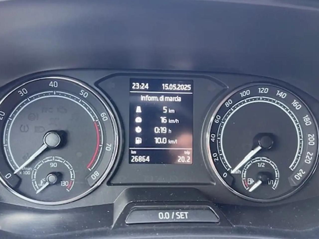 Mitsubishi Colt 1.0L turbo 90 CV Invite Perfetta