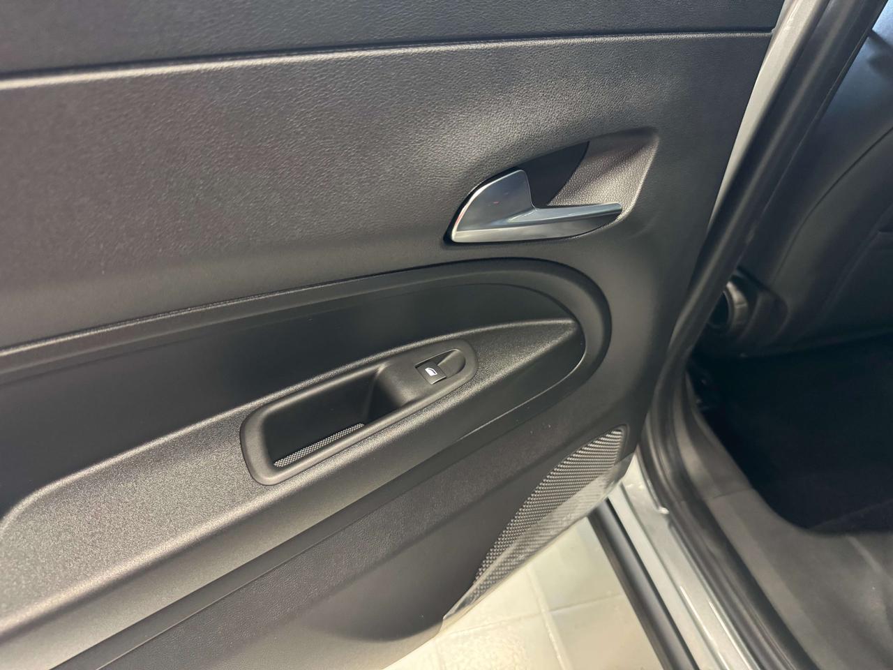 Jeep Avenger Avenger 1.2 turbo Summit fwd 100cv