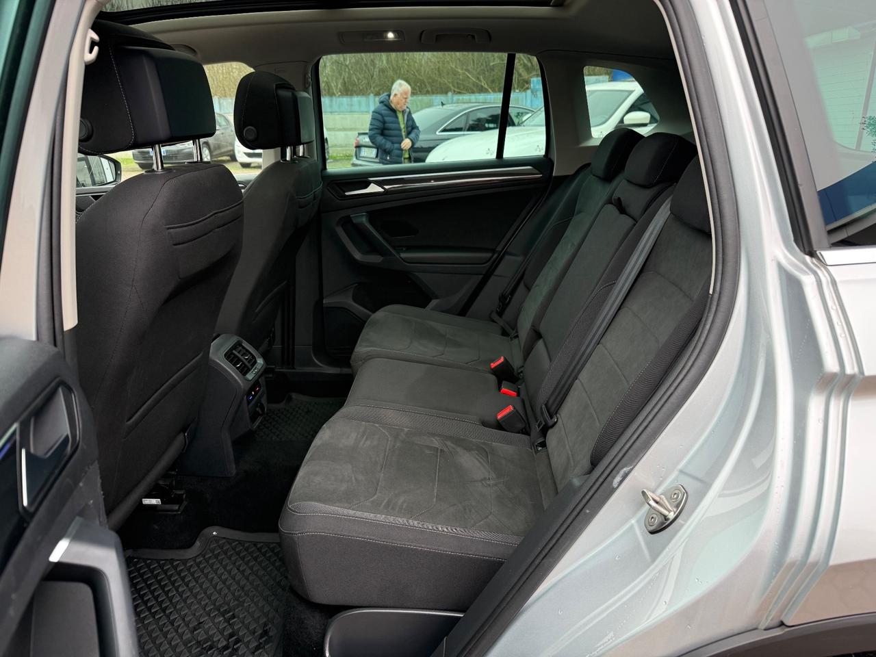 Volkswagen Tiguan 2.0 TDI 200 CV SCR DSG 4MOTION Elegance