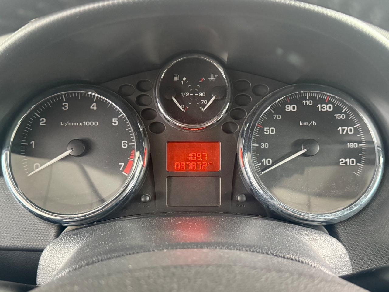 Peugeot 207 1.4 88CV 5p. XS 87.000km