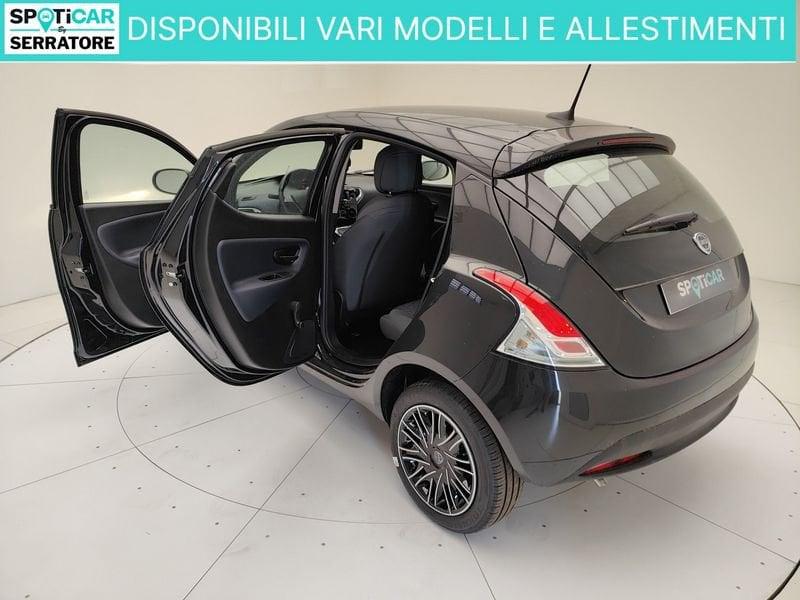 Lancia Ypsilon III 2021 1.0 hybrid Silver s&s 70cv