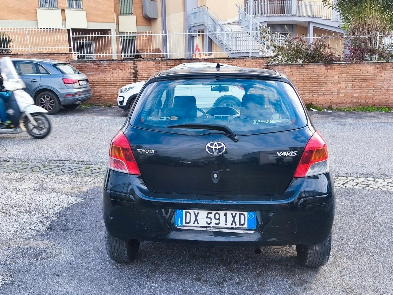 Toyota Yaris 1.3 5 porte