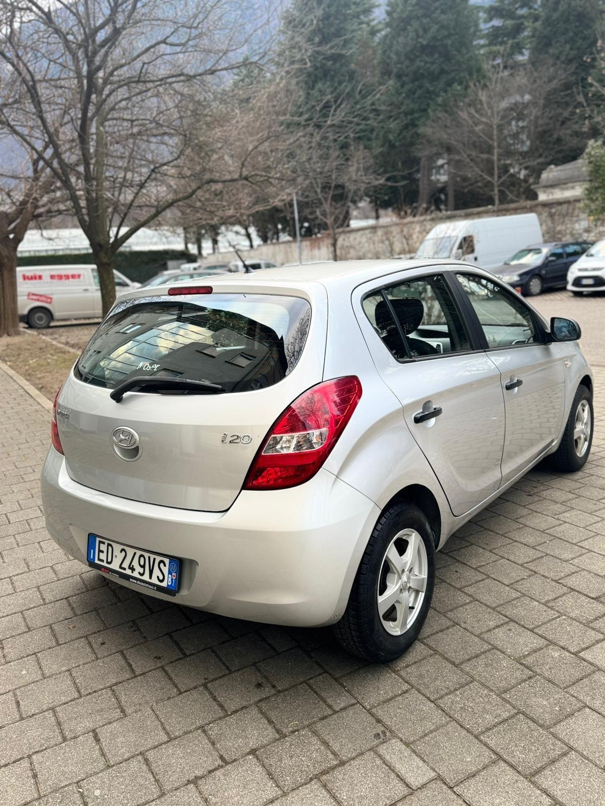Hyundai i20 1.2 5p. Comfort SI NEOPATENTATI