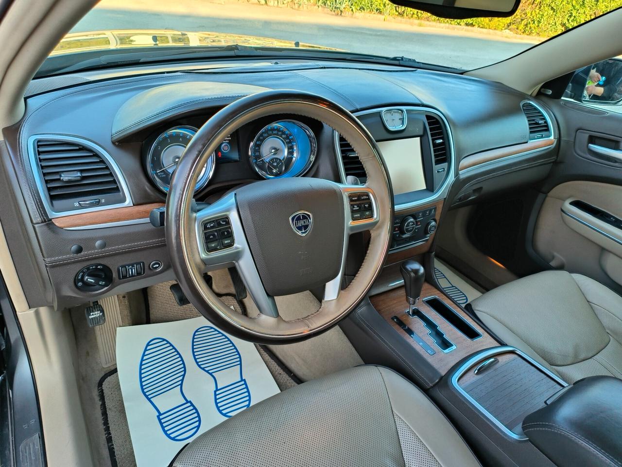 Lancia Thema 3.0 V6 Multijet II 239 CV Platinum