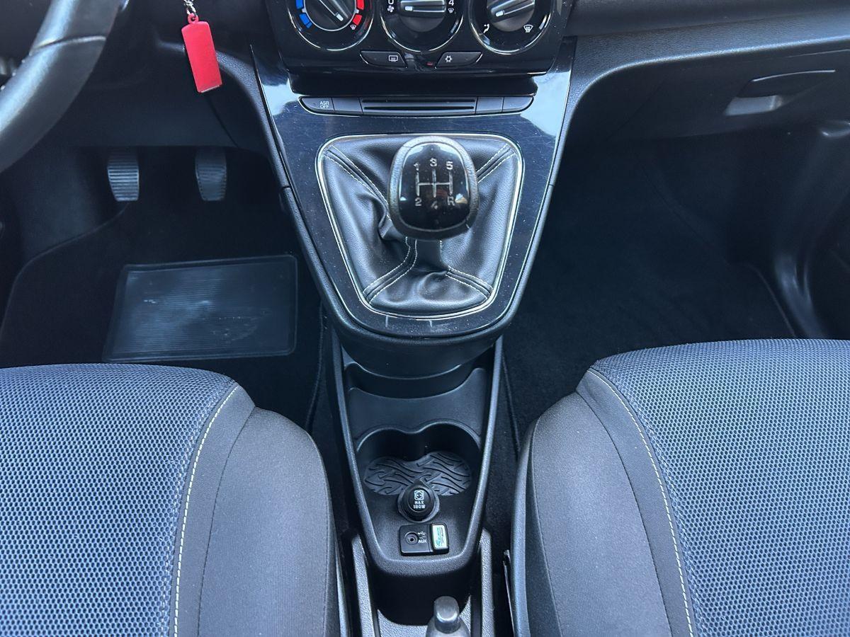 LANCIA - Ypsilon S - 1.3 MJT 95 CV 5p. S&S MOMO DESIGN